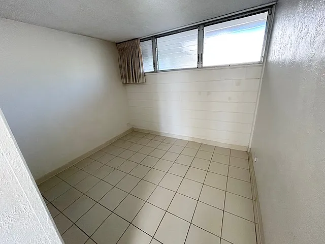 1702 Kewalo St #203 — Photo 8