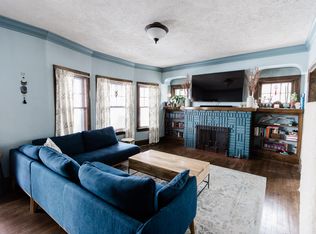 2196 Bunts Rd, Lakewood, OH 44107