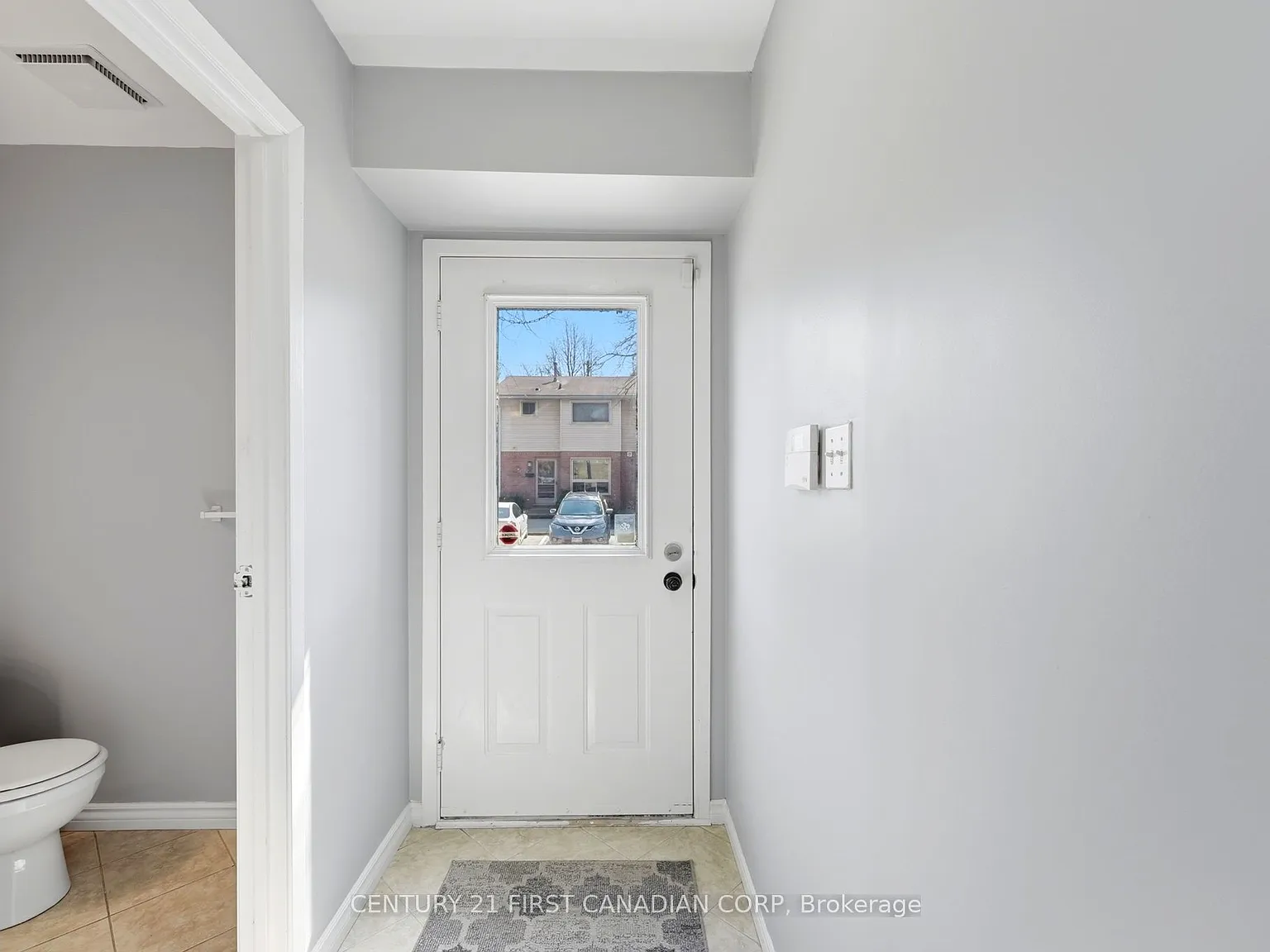 3 bed, $2,600 — Photo 3