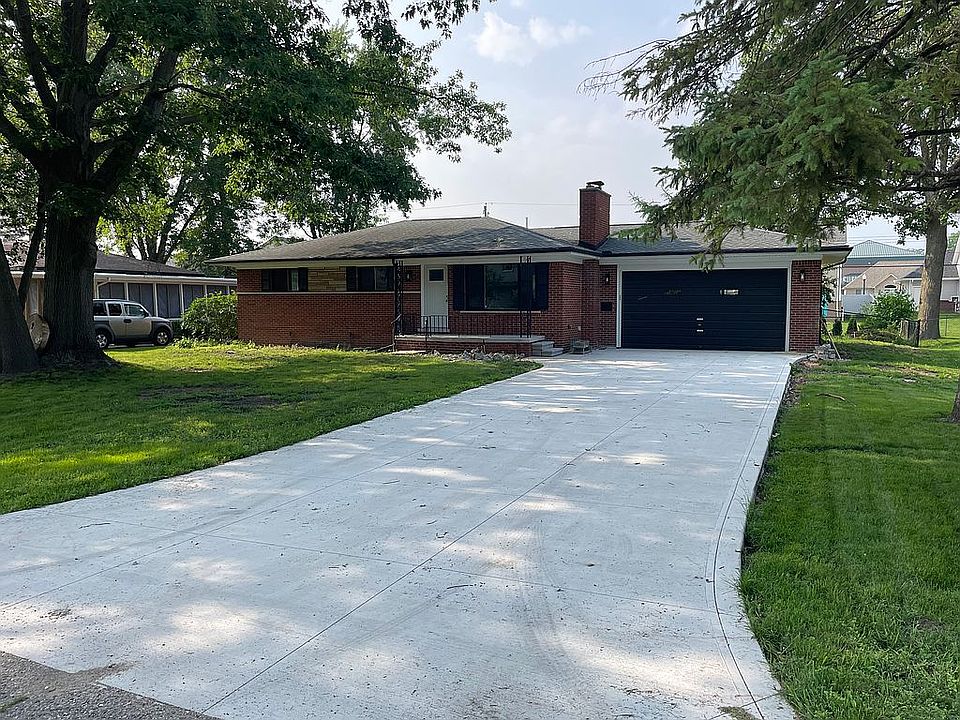 1st image of 23251 Shepherd Ln