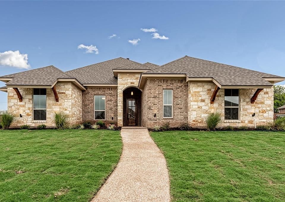 1st image of 2309 Therese Dr