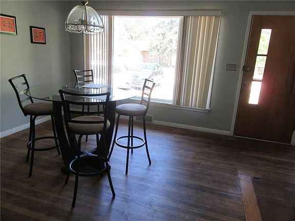 4th image of 2193 S Manor Dr