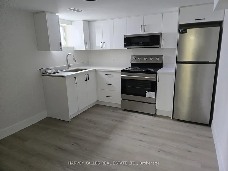 111 McAllister Rd #A — Photo 2