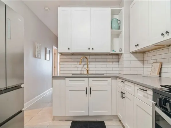 1633 N Artesian Ave #1R, Chicago, IL 60647