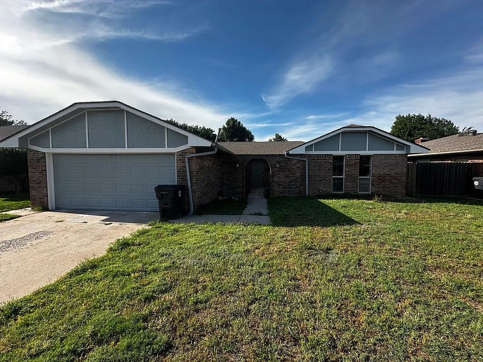 8031 NW 31st Ter