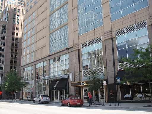 1st image of 545 N Dearborn St APT 1207