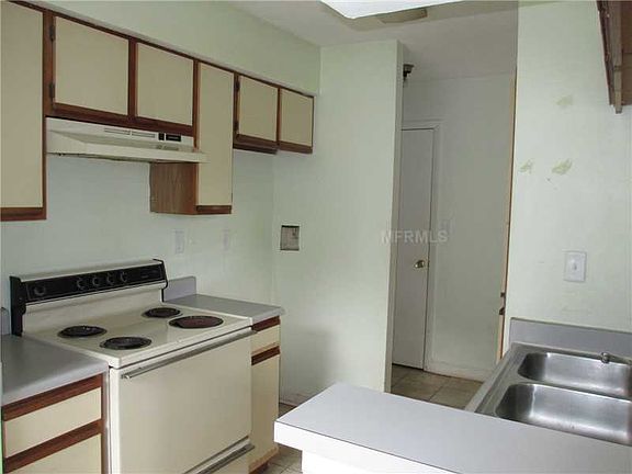 3rd image of 8709 Fancy Finch Dr Unit 201