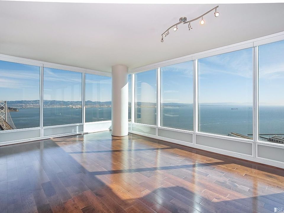 1st image of 425 1st St #3702-L