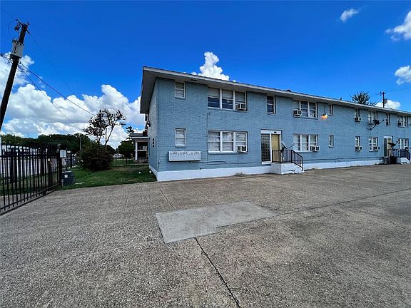 2nd image of 4522 Columbia Ave #2