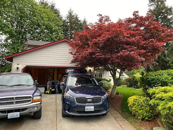 2nd image of 6619 NE 67th Cir