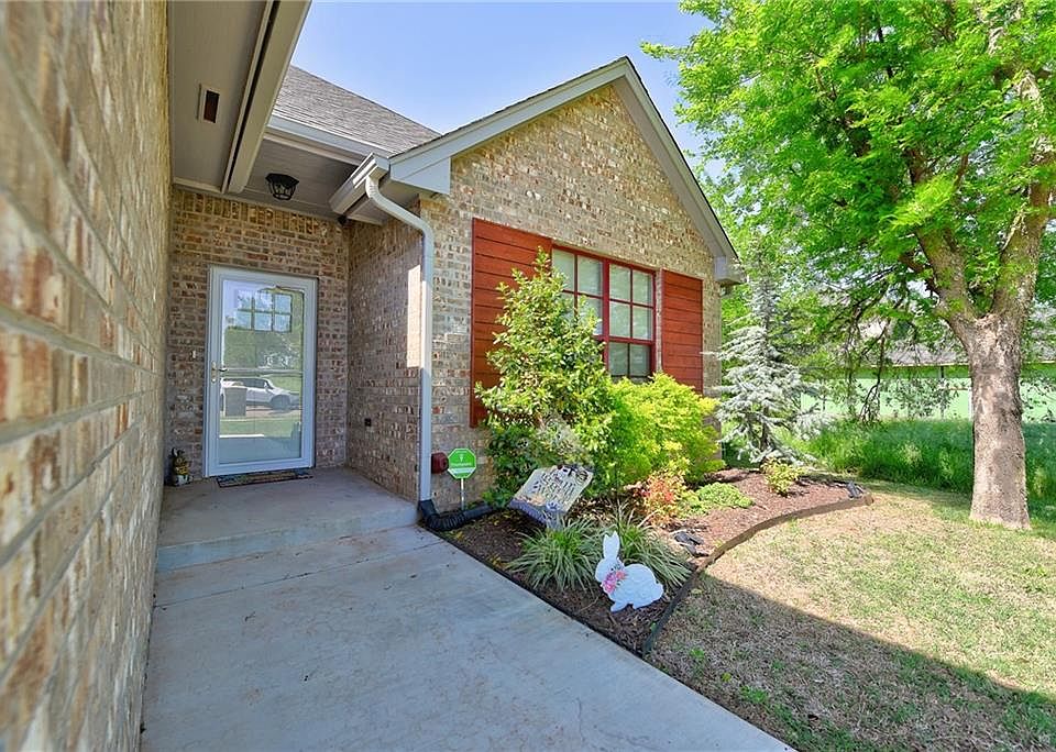 1st image of 10825 Wild Horse Creek Dr