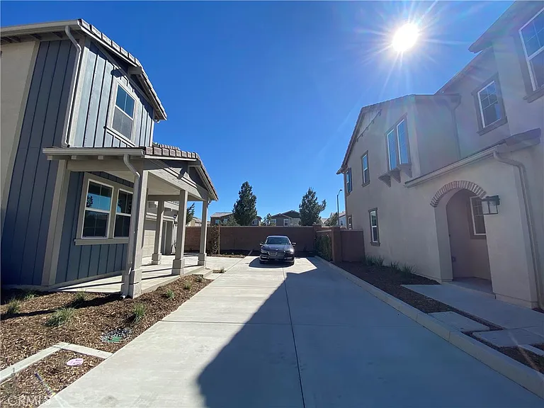 8790 Bay Laurel St — Photo 4