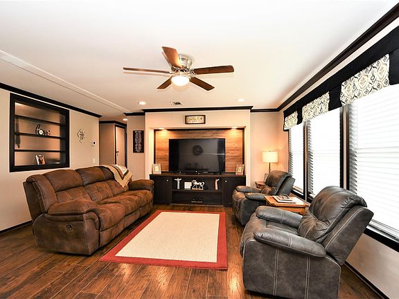 5th image of 1011 County Road 313