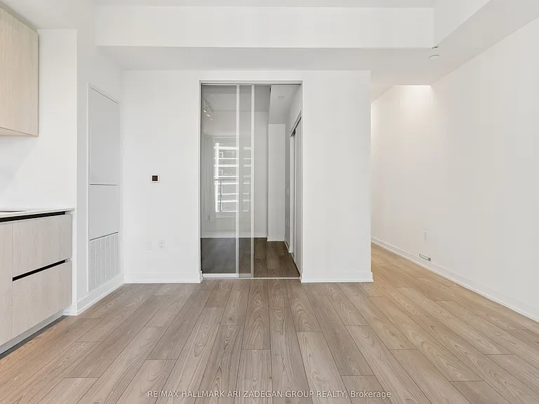 120 Broadway Ave #716N — Photo 13