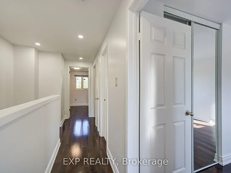 82 Muirlands Dr — Photo 14