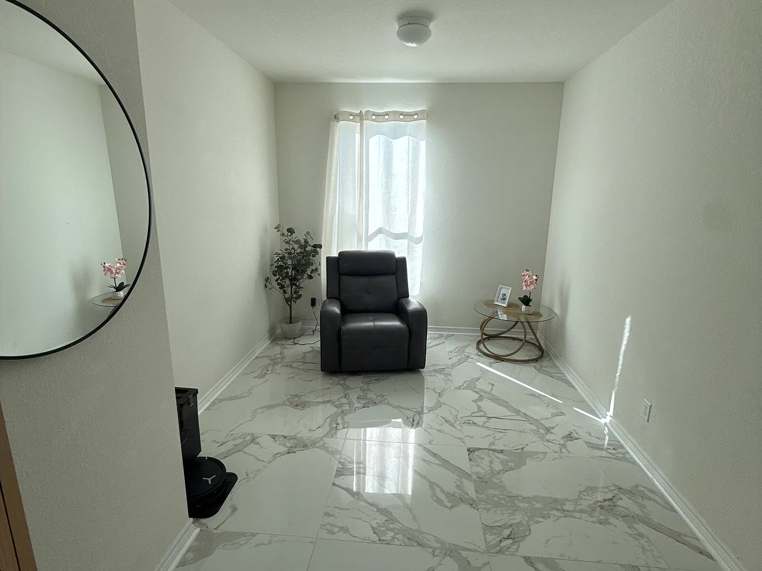 3 bed, 1417 sqft, $1,600 — Photo 2