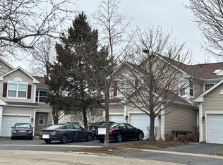 191 Northlight Passe St, Lake In The Hills, IL 60156