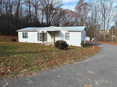 15 Roosevelt Dr, Reedsville, WV, 26547