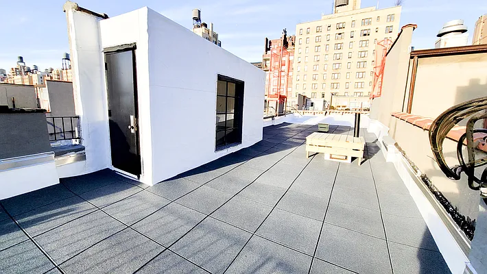 Rented by Mallan Real Estate Inc | media 14