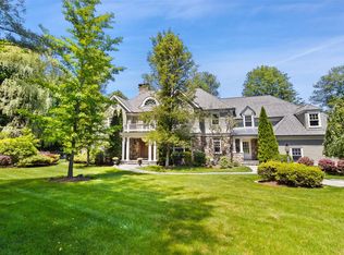 5 Club Way, Mount Kisco, NY 10549