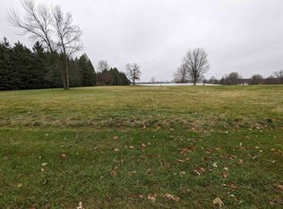 Hunters Rd #37, Hortonville, WI 54944