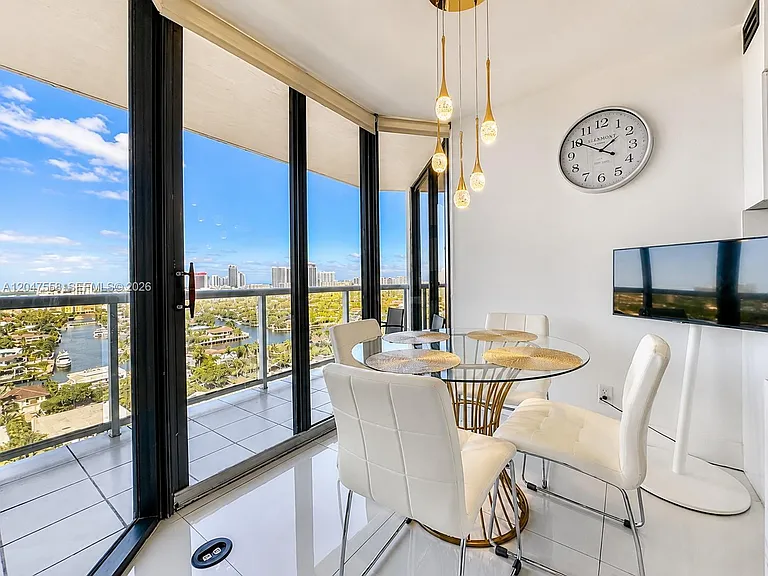 3640 Yacht Club Dr #1903 — Photo 8