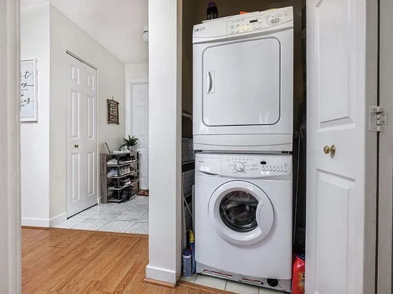 147 Kelton St #501 — Photo 9
