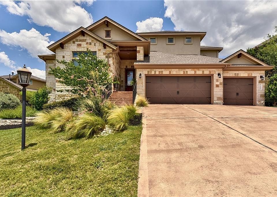 1st image of 205 Coopers Crown Ln