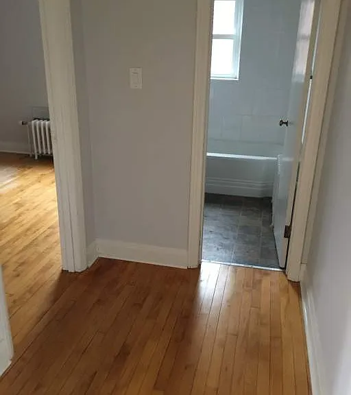 1731 Moodie St E #BACHELOR — Photo 29