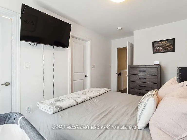 575 Woodward Ave #33 — Photo 18