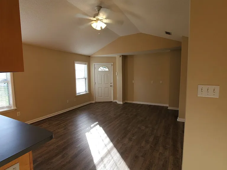 3401 Studstill Rd — Photo 4