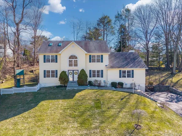 9 Drake Lane, White Plains, NY 10607