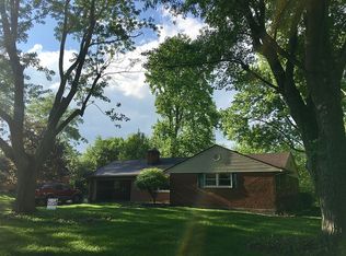 4038 Beechwood Dr, Bellbrook, OH 45305