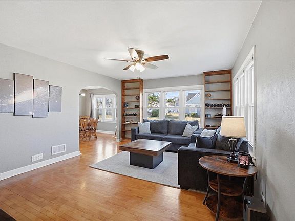 3rd image of 259 14th STREET