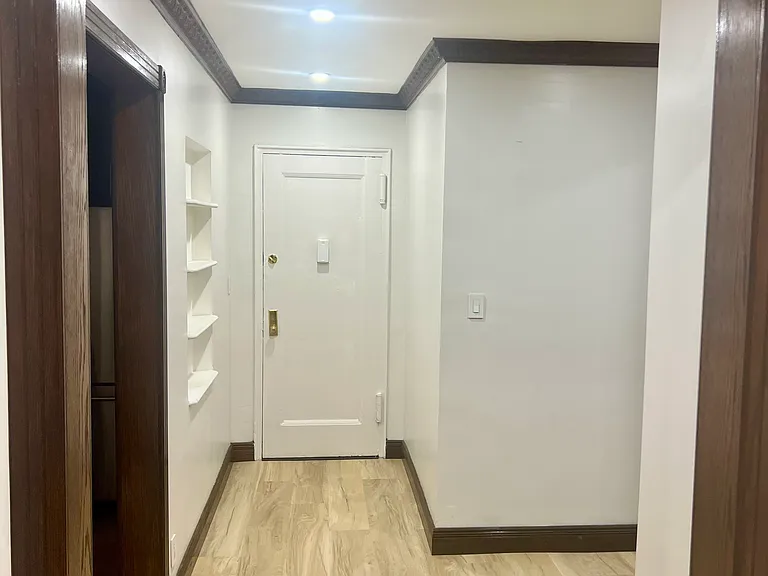 78-17 Park Dr E #1C — Photo 1