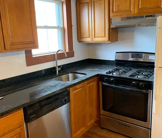 13 Eliot St #2 — Photo 1