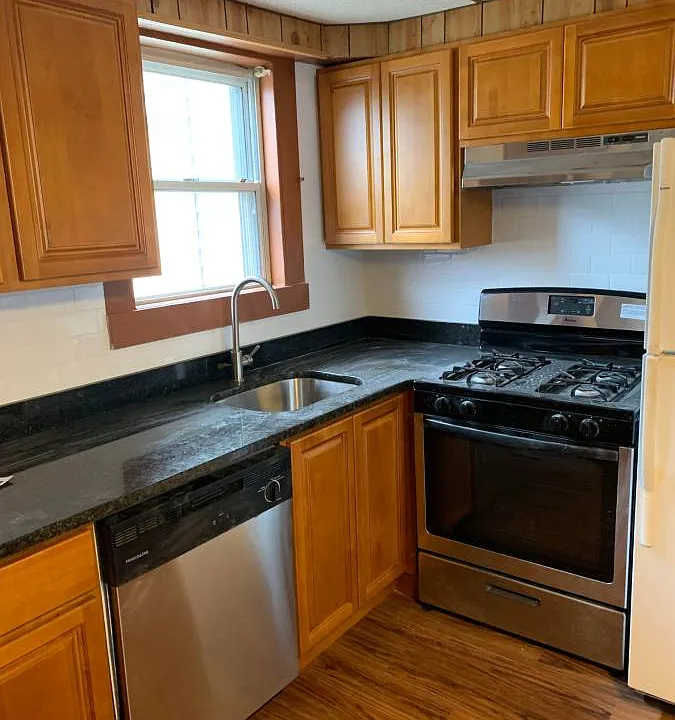 13 Eliot St #2