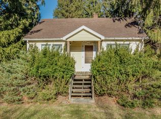 8821 Elm Valley Rd, Union Pier, MI 49129