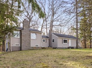 3819 S Ortonville Rd, Clarkston, MI 48348