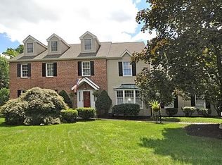7 Duke Ln, Ambler, PA 19002