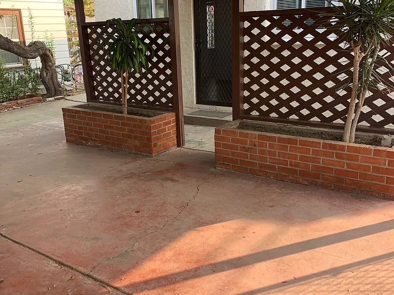 391 Garrett Ave — Photo 26