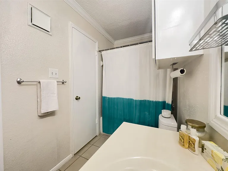 2121 Hepburn St #1110 — Photo 10