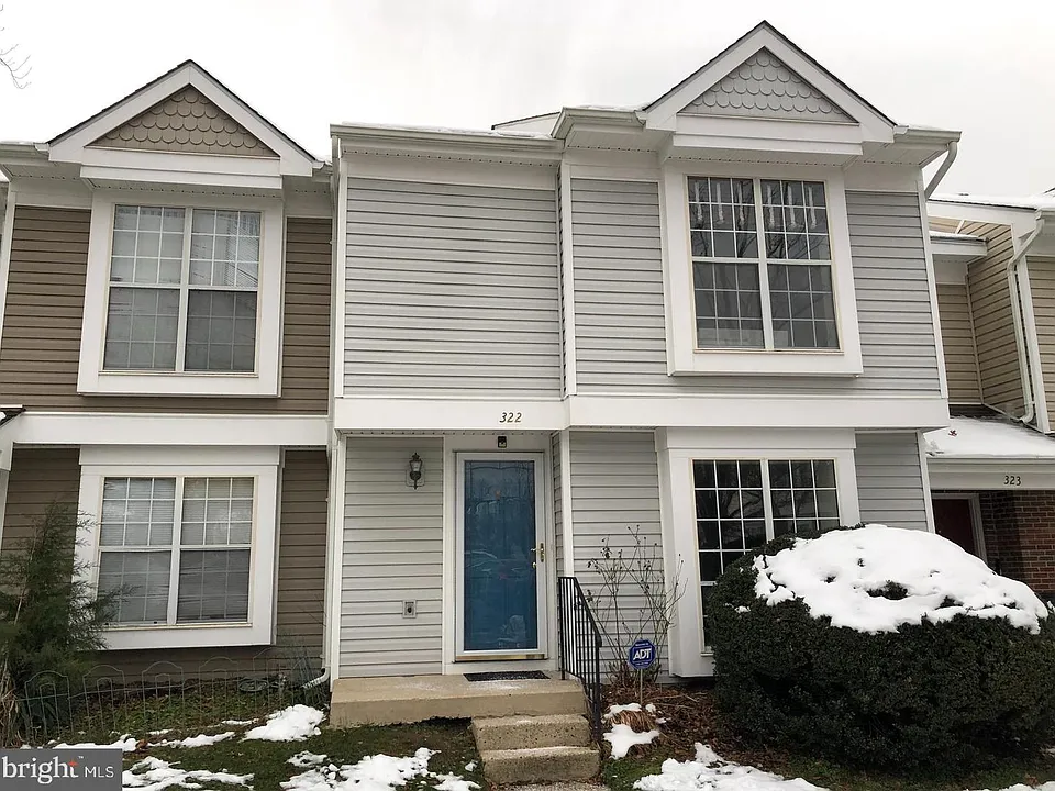 322 Lancaster Sq #322