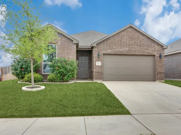 301 Marble Creek Dr, Fort Worth, TX 76131