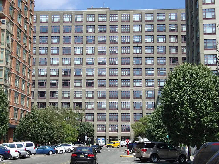 1500 Washington St #3V — Photo 2