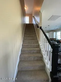 200 Zonnie Ln — Photo 8