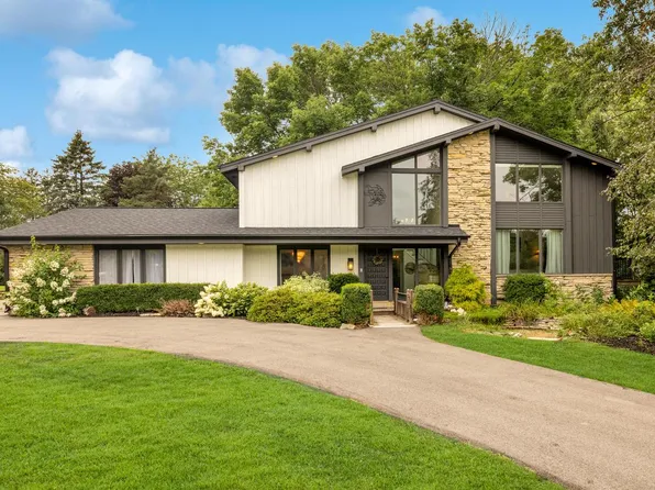 N42W27821 Indian COURT, Pewaukee, WI 53072