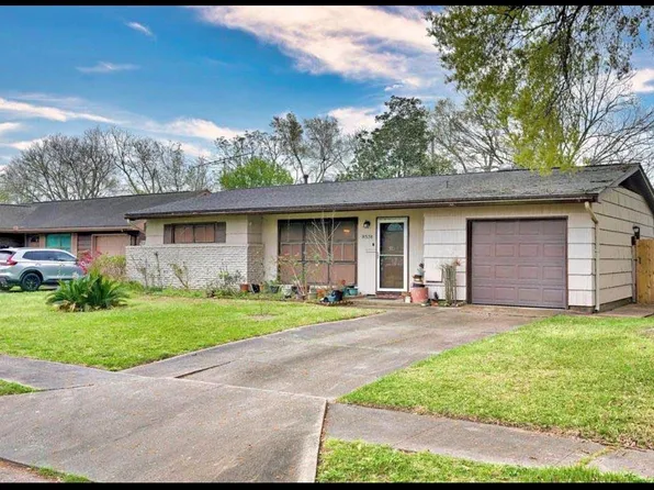 8534 Dillon St, Houston, TX 77061