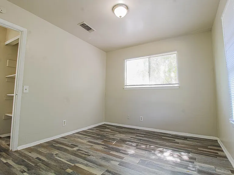 5822 Branch Valley — Photo 30