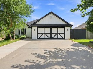 405 Lucian Ln, Springdale, AR 72764